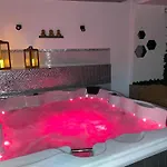 Avec Maxi Jacuzzi Aux Portes De Paris Arcueil