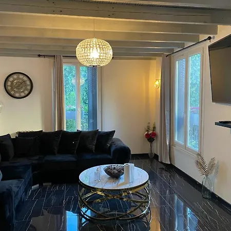 Avec Maxi Jacuzzi Aux Portes De Paris *