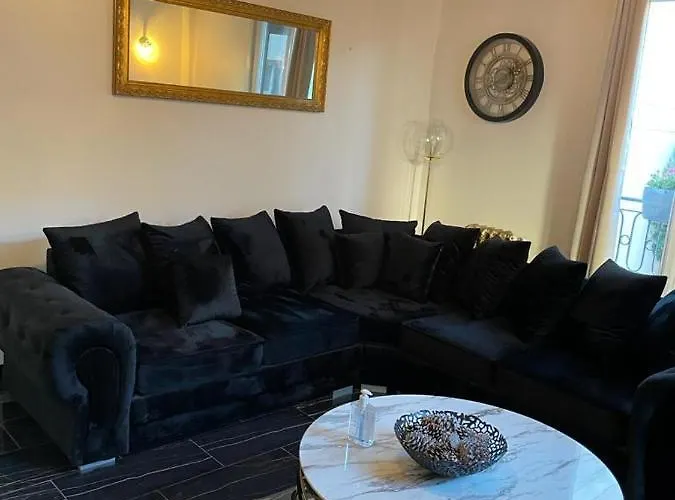 Avec Maxi Jacuzzi Aux Portes De Paris * Arcueil
